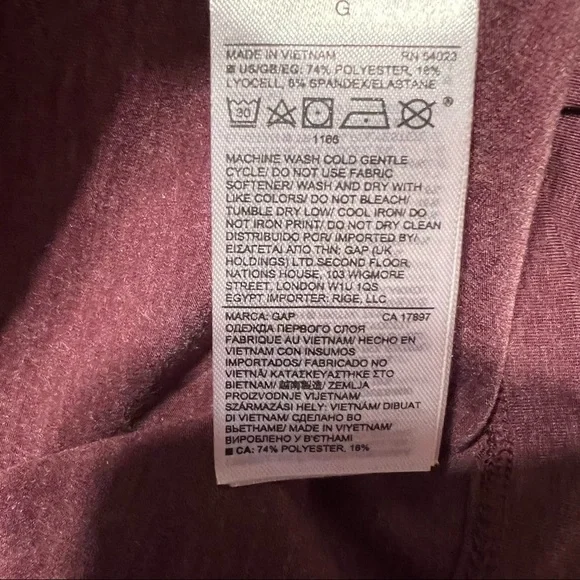 GAP FIT (NWT) DRY WICKING ATHLETIC TOP SIZE LARGE - Picture 6 of 9